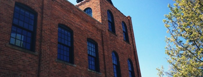 Rochester Mills Beer Company is one of Michigan Breweries.