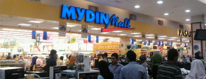 Mydin Mall is one of ꌅꁲꉣꂑꌚꁴꁲ꒒ : понравившиеся места.