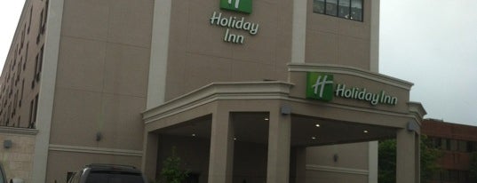 Holiday Inn Williamsport is one of Tempat yang Disukai Lizzie.