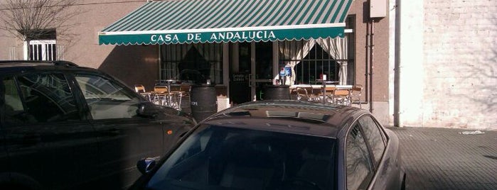 Casa de Andalucia is one of Tapas en Coruña.