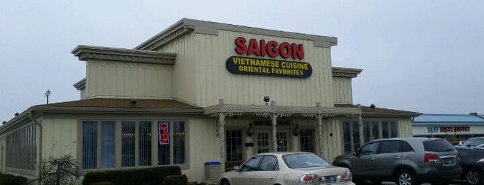 Saigon Restaurant is one of Super 46 Sandwiches.
