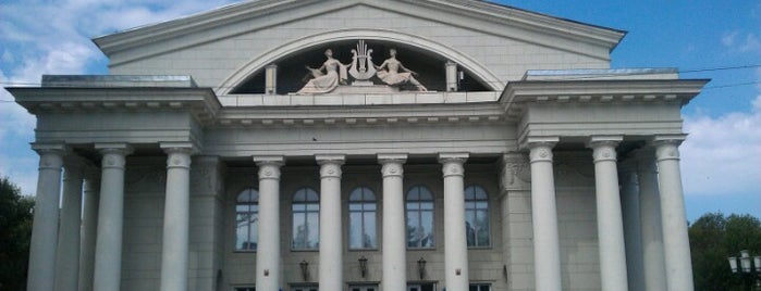 Саратовский академический театр оперы и балета is one of культура))).