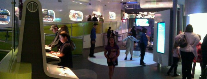 Sony Wonder Technology Lab is one of Free in New York.
