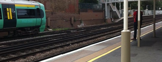 Sydenham Railway Station (SYD) is one of London Overground - East London Line.