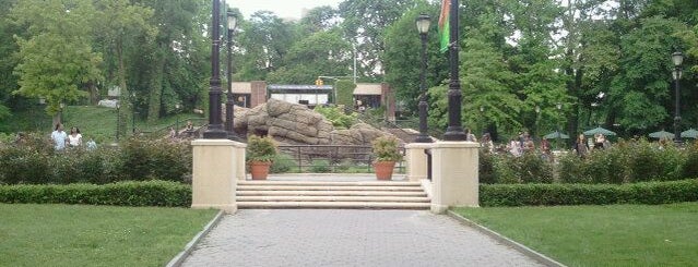 Prospect Park Zoo is one of Must see in New York City.