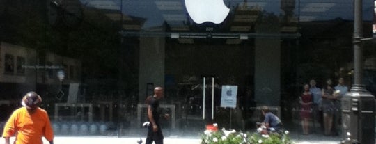 Apple The Americana at Brand is one of US Apple Stores.
