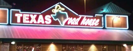 Texas Roadhouse is one of Orte, die Scott gefallen.