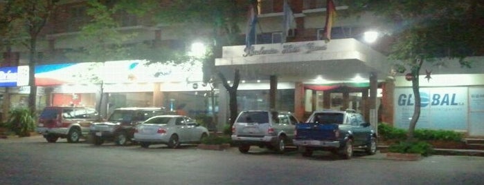 Shopping Badenia is one of Tempat yang Disukai Luis Fernando.