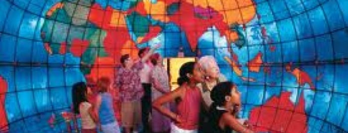 Mapparium is one of Aquariums, Museums and Zoos in Boston.