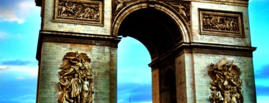 Триумфальная арка is one of Paris 2014 Trip.