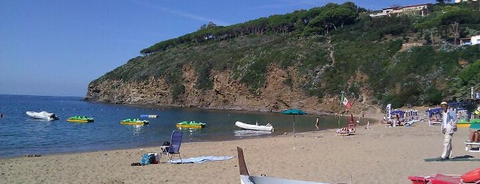 Spiaggia di Morcone is one of Spiagge di Capoliveri.