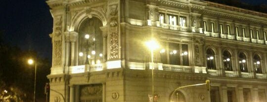 Banco de España is one of 101 sitios que ver en Madrid antes de morir.