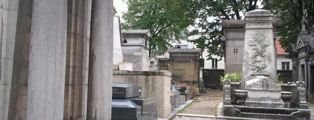 Cementerio del Père-Lachaise is one of Best of World Edition part 1.