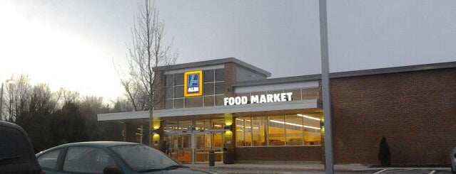 ALDI is one of Shyloh’s Liked Places.