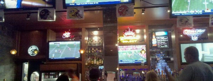 Hickory Tavern is one of Panthers Bars.