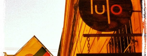 Lulo Café is one of Julian: сохраненные места.