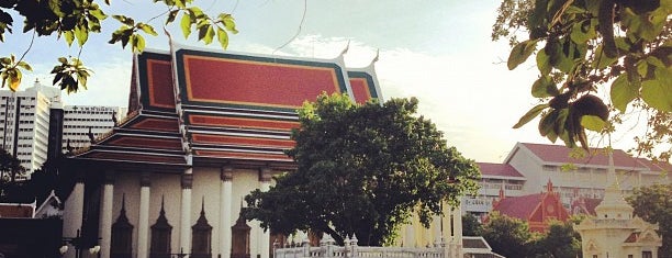 Wat Debsirindrawas is one of BKK-optima.