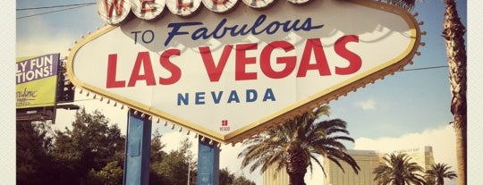 Welcome To Fabulous Las Vegas Sign is one of Vegas Free Things.
