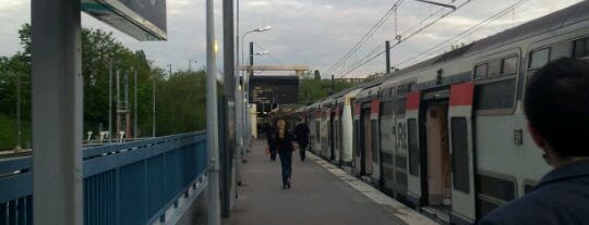 RER Bry-sur-Marne [A] is one of Lieux qui ont plu à Stéphan.