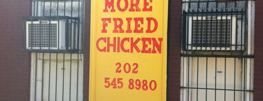 EatMore Fried Chicken is one of Anthony D Paul 님이 저장한 장소.