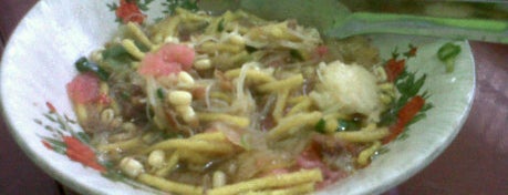 Soto Ayam Sungeb is one of holiday to JAva.