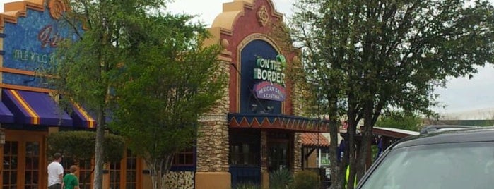 On The Border Mexican Grill & Cantina is one of Orte, die Phillip gefallen.