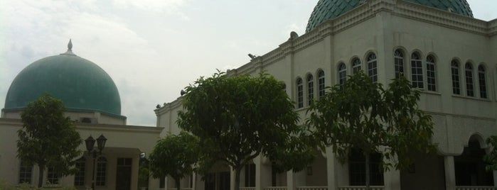 Masjid Muhibbudin Shah is one of Baitullah : Masjid & Surau.