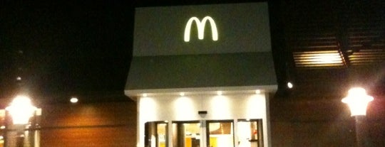 McDonald's is one of Orte, die Stephania gefallen.