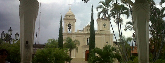 Centro Histórico is one of Tempat yang Disukai Claudio.