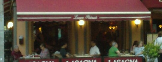 Lasagna Restaurant is one of Carlo'nun Beğendiği Mekanlar.