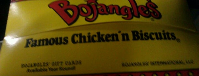 Bojangles' Famous Chicken 'n Biscuits is one of Lugares favoritos de Julie.