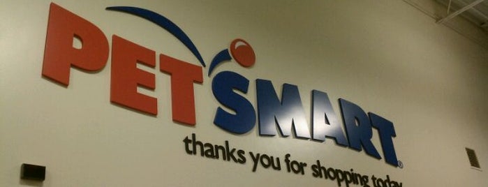 PetSmart is one of Ronaldさんのお気に入りスポット.