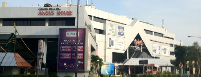 World Trade Center (WTC) is one of Shopping Centre (Surabaya-East Java).