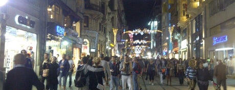 İstiklal Caddesi is one of Favorite Great Outdoors.