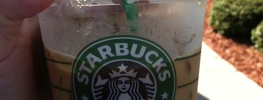 Starbucks is one of Locais curtidos por Bradley.