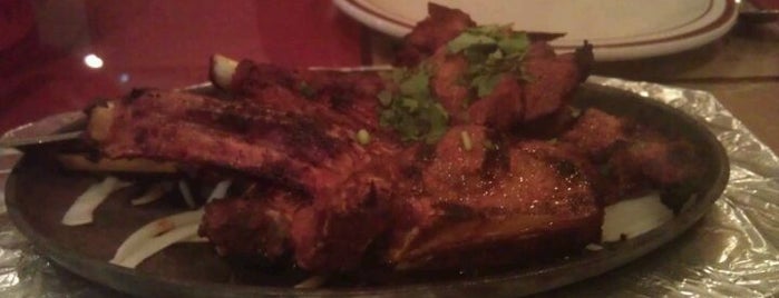 Zaika Indo-Pak Restaurant is one of Posti che sono piaciuti a Robin.
