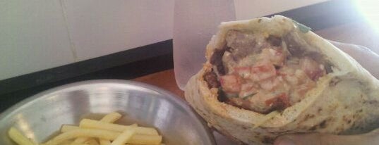 El Banco Rojo is one of Shawarma Buenos Aires.