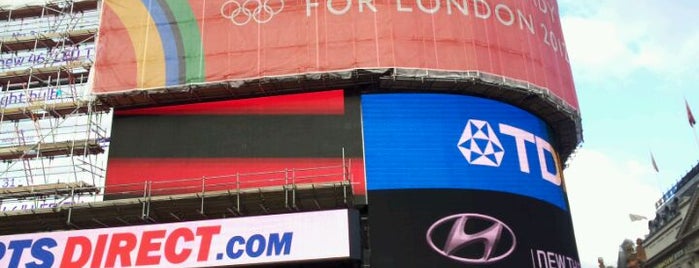 Piccadilly Circus is one of My United Kingdom Trip'09.