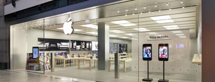 Apple CentrO is one of Anılさんのお気に入りスポット.