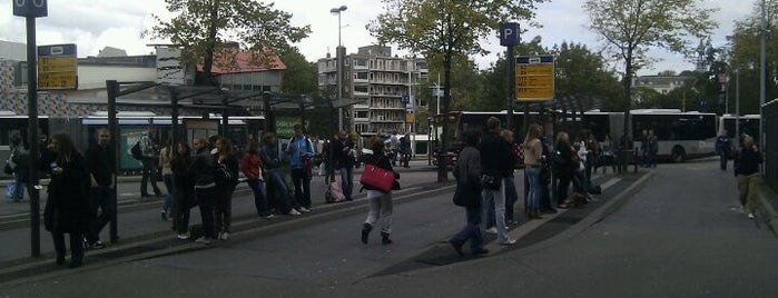Busstation Hoofdstation is one of groningen.