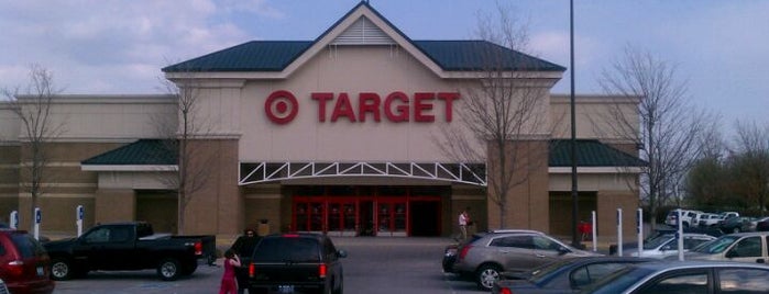 Target is one of Lugares favoritos de Kimberly.