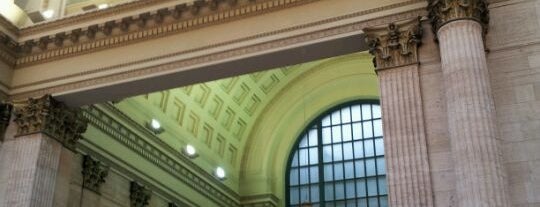 Chicago Union Station is one of Train Stations Visited.