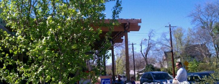 Bouldin Creek Café is one of Places to eat.