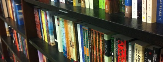 Barnes & Noble is one of Posti salvati di 🖤💀🖤 LiivingD3adGirl.