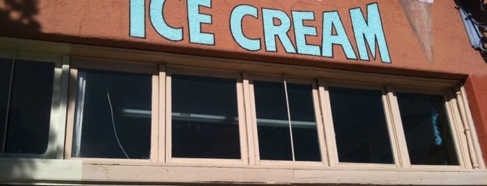 Mariposa Ice Cream is one of สถานที่ที่บันทึกไว้ของ Emilie.