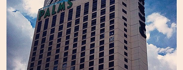 Palms Casino Resort is one of สถานที่ที่ Nick ถูกใจ.