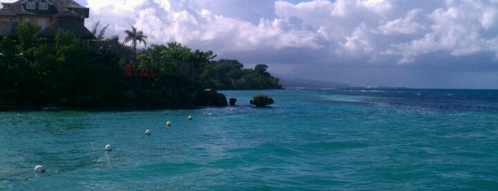 Mohagany Beach is one of Gespeicherte Orte von Kimmie.