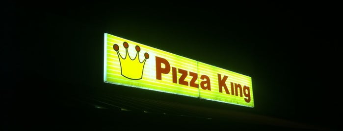Pizza King is one of สถานที่ที่ Michael ถูกใจ.