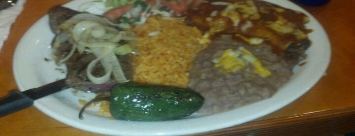 Paredes Mexican Restaurant is one of Favorite restaurants.