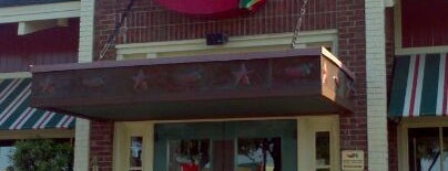 Chili's Grill & Bar is one of Locais salvos de Neal.